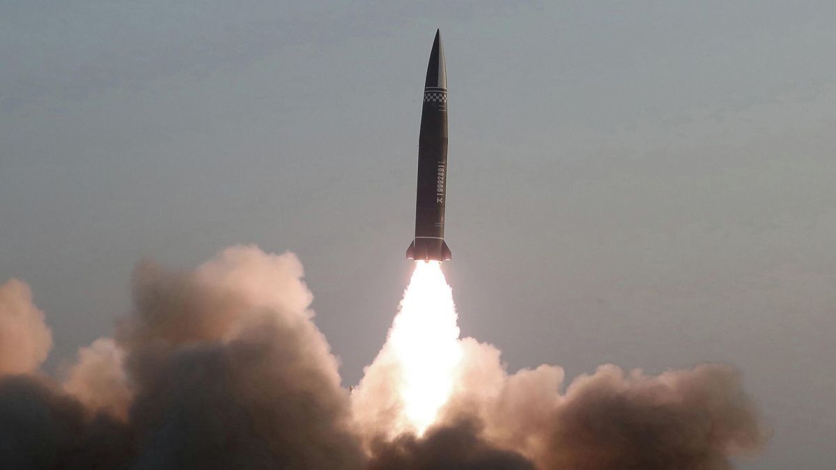 В МИД ответили на сообщения о падении ракеты КНДР в исключительной экономической зоне РФ