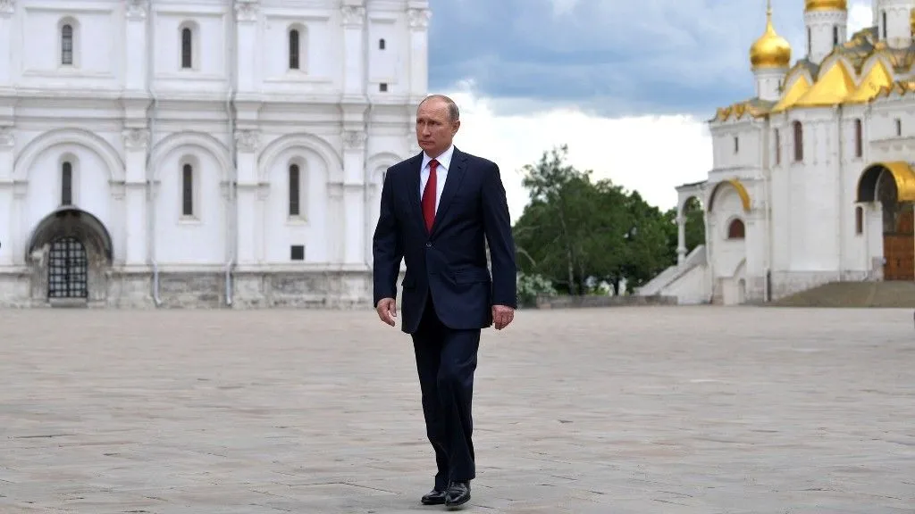 Кремль отчитался о лидерах, поздравивших Путина с днём рождения