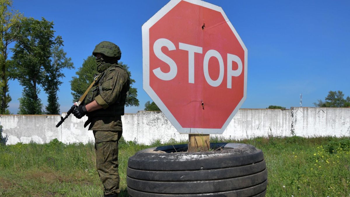 Российские военные ищут украинских диверсантов, убивших в российском регионе человека и ранивших ребёнка