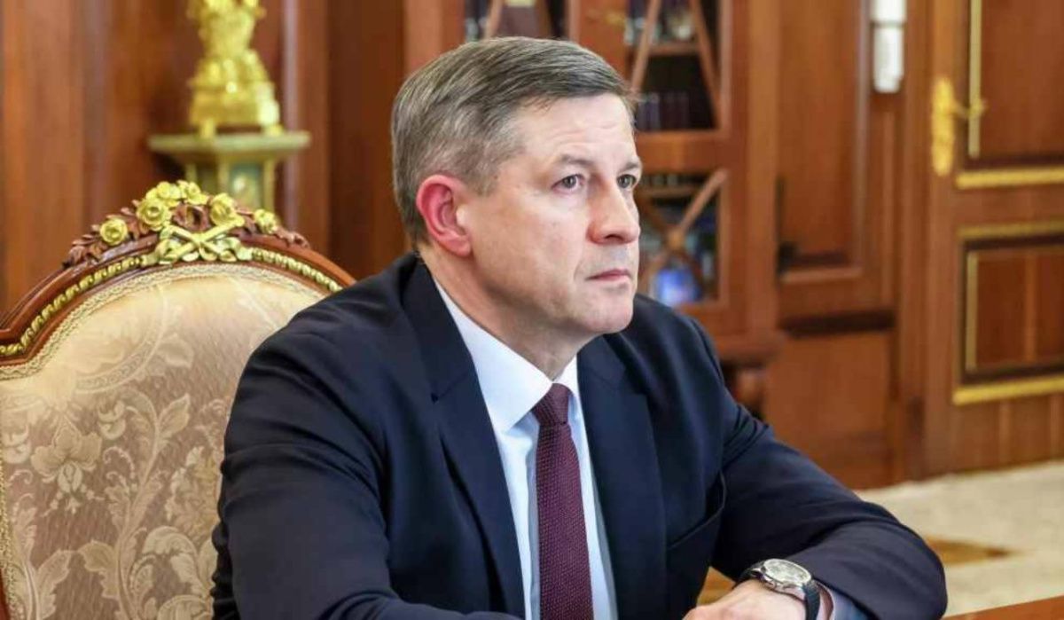 Два губернатора подали в отставку в один день
