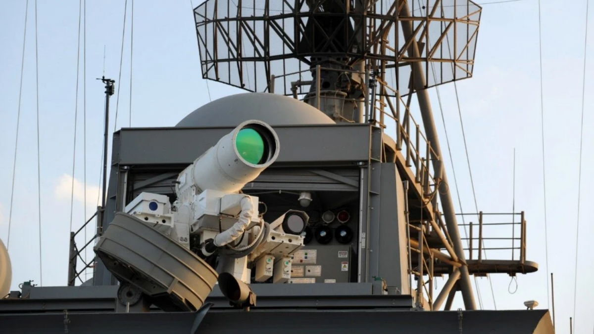 Корабли ВМС США скоро получат новое лазерное оружие