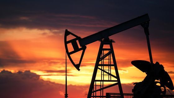 Россия добровольно продолжит сокращение поставок нефти на мировые рынки