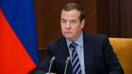 Дмитрий Медведев: "Германия готовится к войне с Россией"