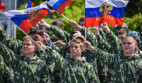 1-ая смена «Время героев» открылась в Кемеровской области