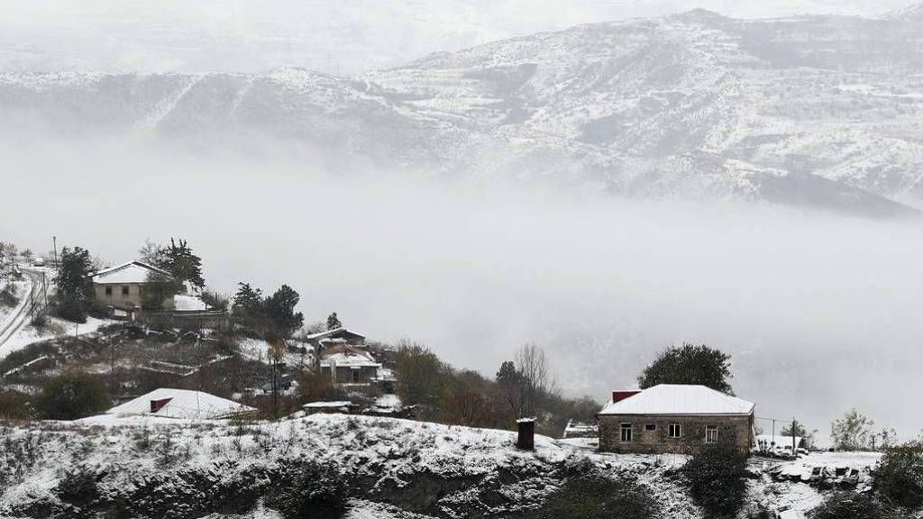Трое гражданских подорвались на мине в Нагорном Карабахе