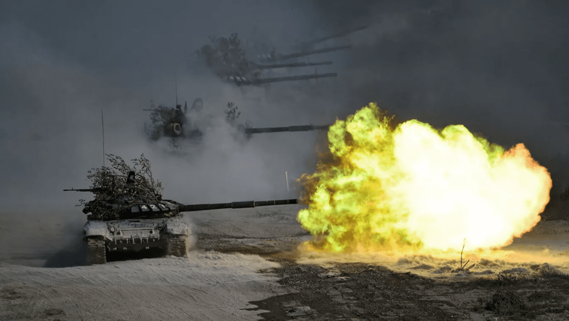 "Сбросить НАТО в Ла-Манш": Российские танкисты осваивают новую тактику
