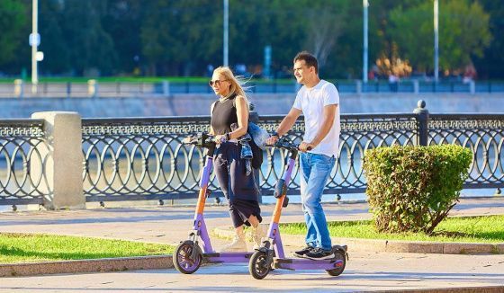 В Волжском установили ограничение скорости для электросамокатов и ввели запретные зоны
