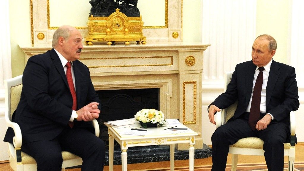 Лукашенко попросил «не напрягаться» из-за российско-белорусских отношений
