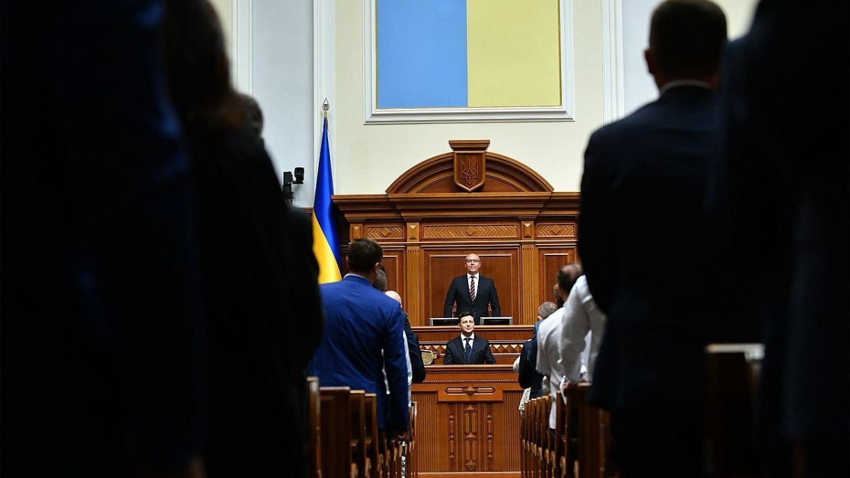 Истёк срок полномочий Владимира Зеленского на посту президента Украины