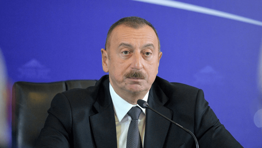 Алиев назвал единственное условие как завершить войну в Карабахе