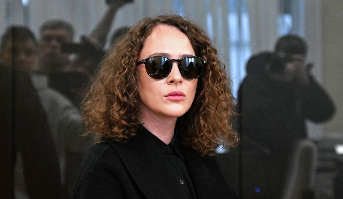 Суд продлил актрисе Тарасовой ограничение на определенные действия Суд продлил актрисе Тарасовой ограничение на определенные действия