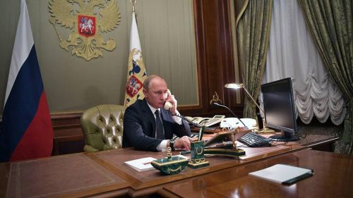Путин жестко раскритиковал работу Роскосмоса