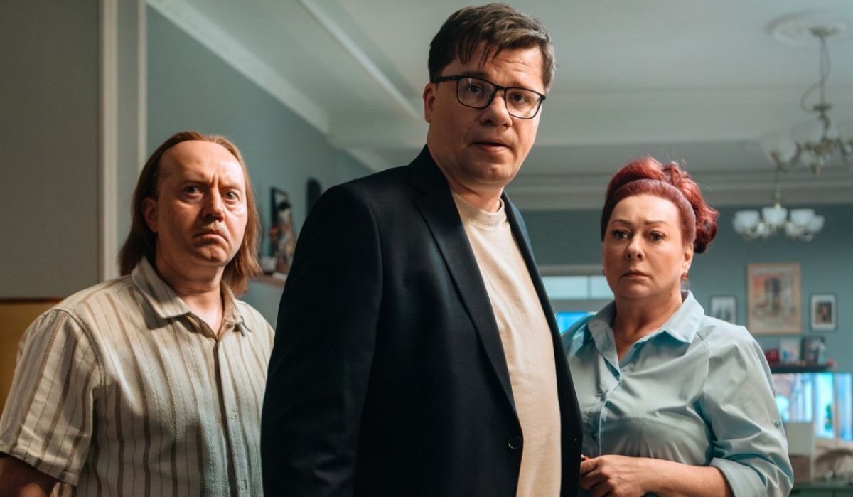 Семейная комедия с Харламовым "Новая теща" вышла в прокат