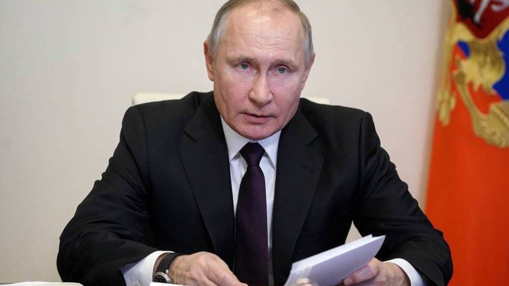Путин попросил россиян пройти вакцинацию от коронавируса