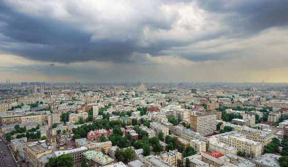 Сильный ветер сохранится в столице 5 мая