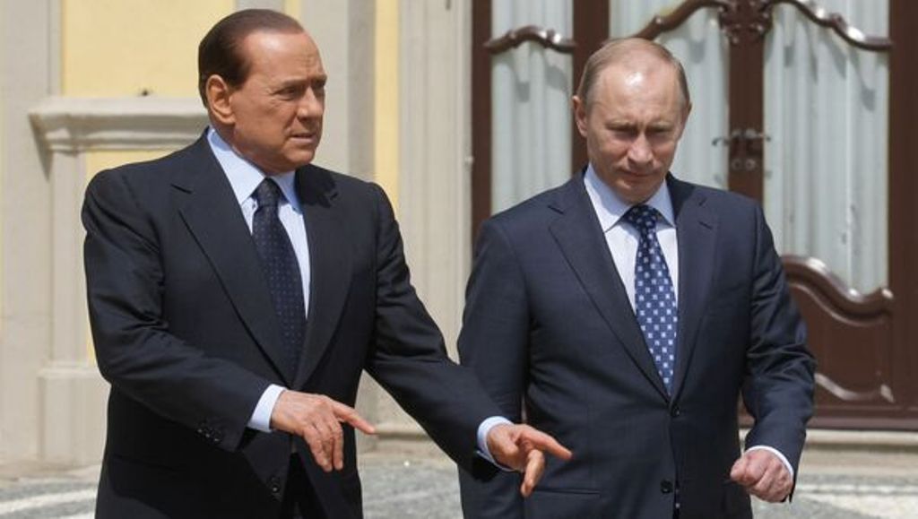 Берлускони зарегистрировался в тик-токе и пошутил про Путина с Байденым