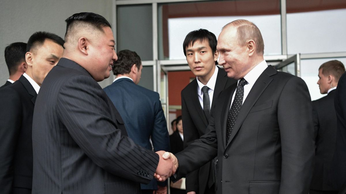 Ким Чен Ын выехал в Россию