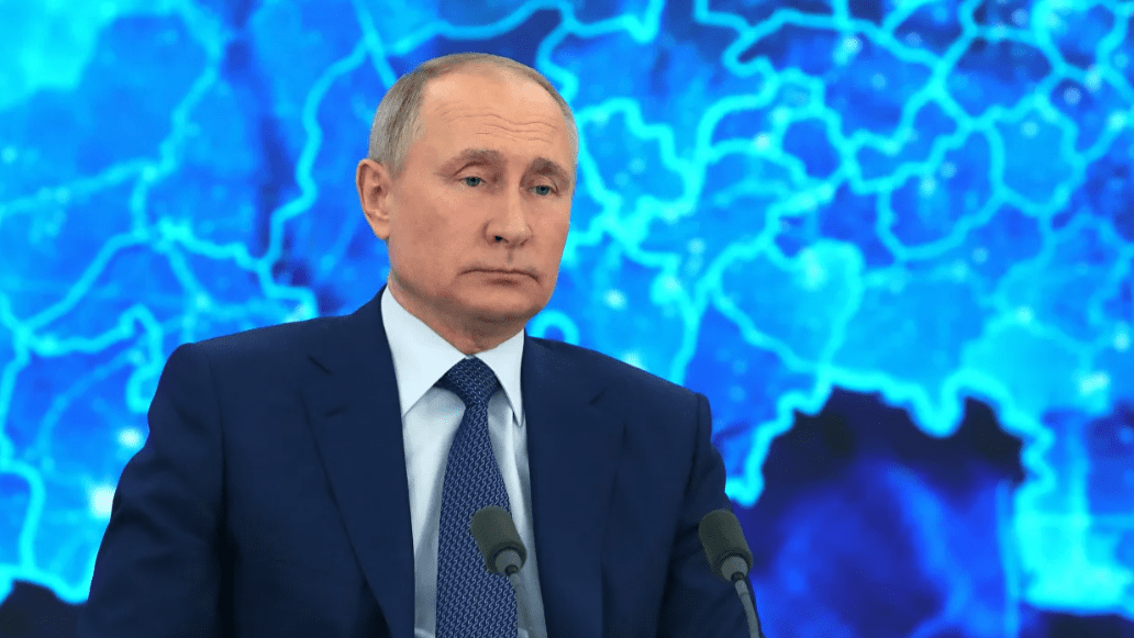 Пожаловавшаяся Путину на выплаты санитарка получает 116 тысяч рублей