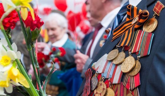 Свердловские ветераны получат выплаты ко Дню Победы