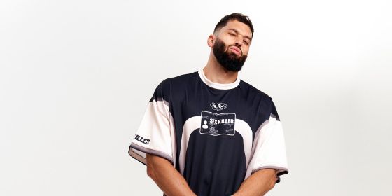 UncleFlexxx с треком «SMS» возглавил чарты