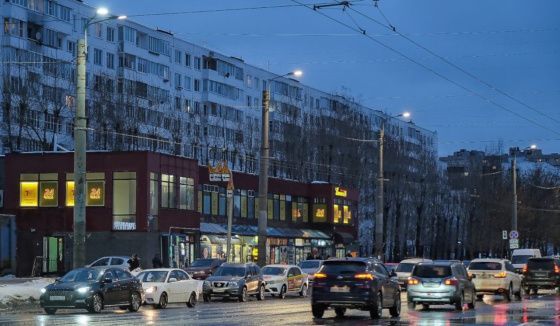 В Санкт-Петербурге ул. Подвойского осветили 226 новых фонарей