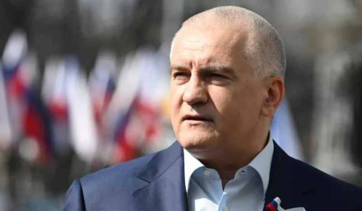  Аксенов выступил с предупреждением к "ждунам"