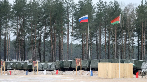 Российские военные продолжают прибывать в Белоруссию