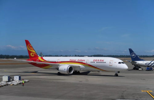 Китайская авиакомпания открывает рейсы между Петербургом и Пекином