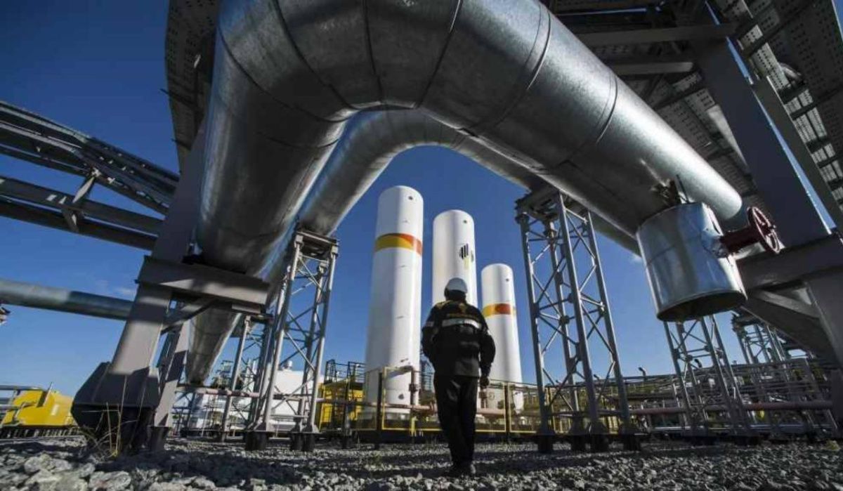 Песков: мировой рынок испытывает огромный спрос на энергоресурсы из России