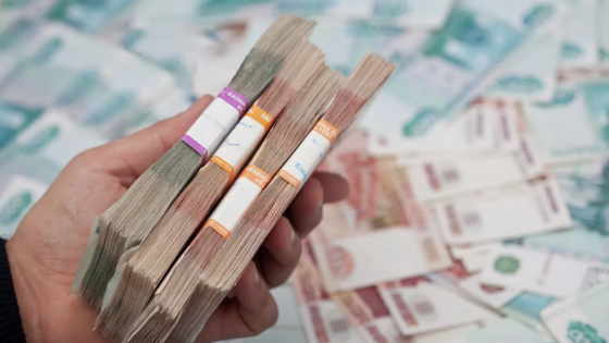 Житель Челябинска выиграл ₽100 млн, исполнив сон жены о пауке