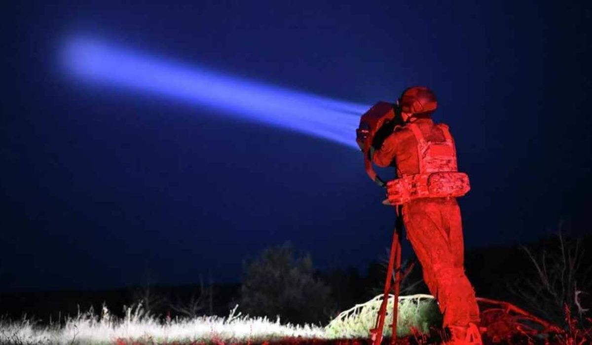В небе над Москвой за ночь сбиты три десятка дронов
