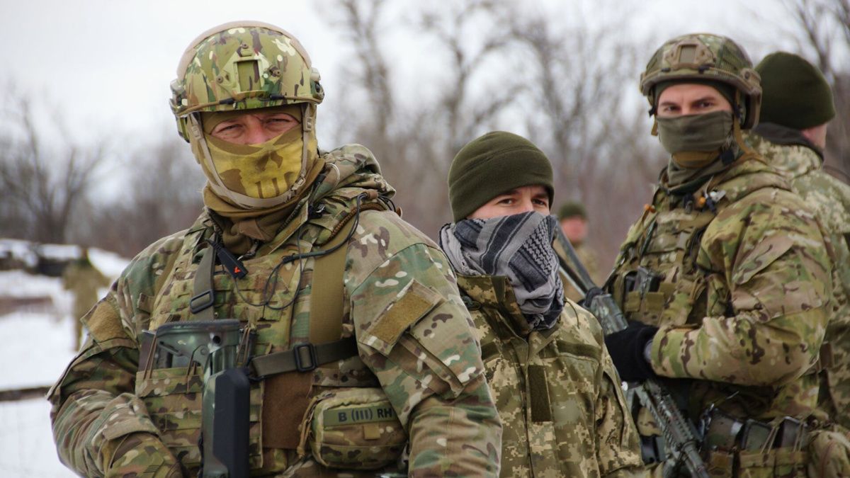 В Мариуполе сдались ещё более сотни украинских военных 