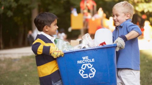 В московских школах начали обучать детей сортировать мусор
