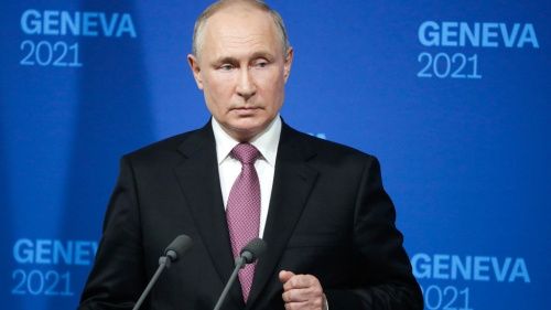В Госдуме призвали наказывать фанатов за оскорбления Путина