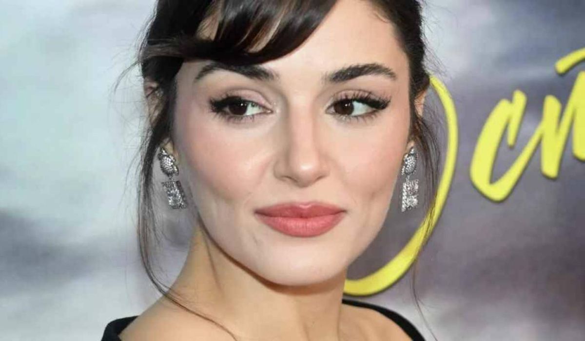 Хандэ Эрчел задержали по делу о наркотиках в аэропорту Стамбула