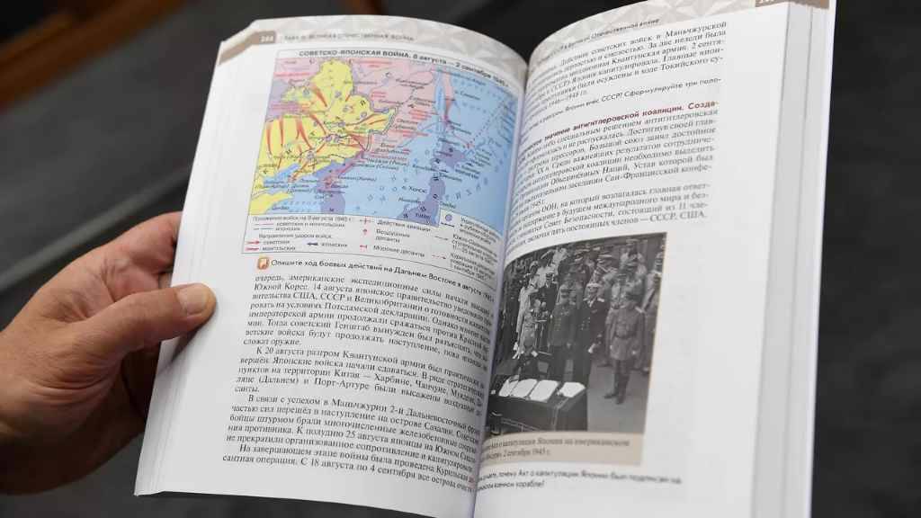 С 2028 года для девятиклассников введут третий обязательный экзамен