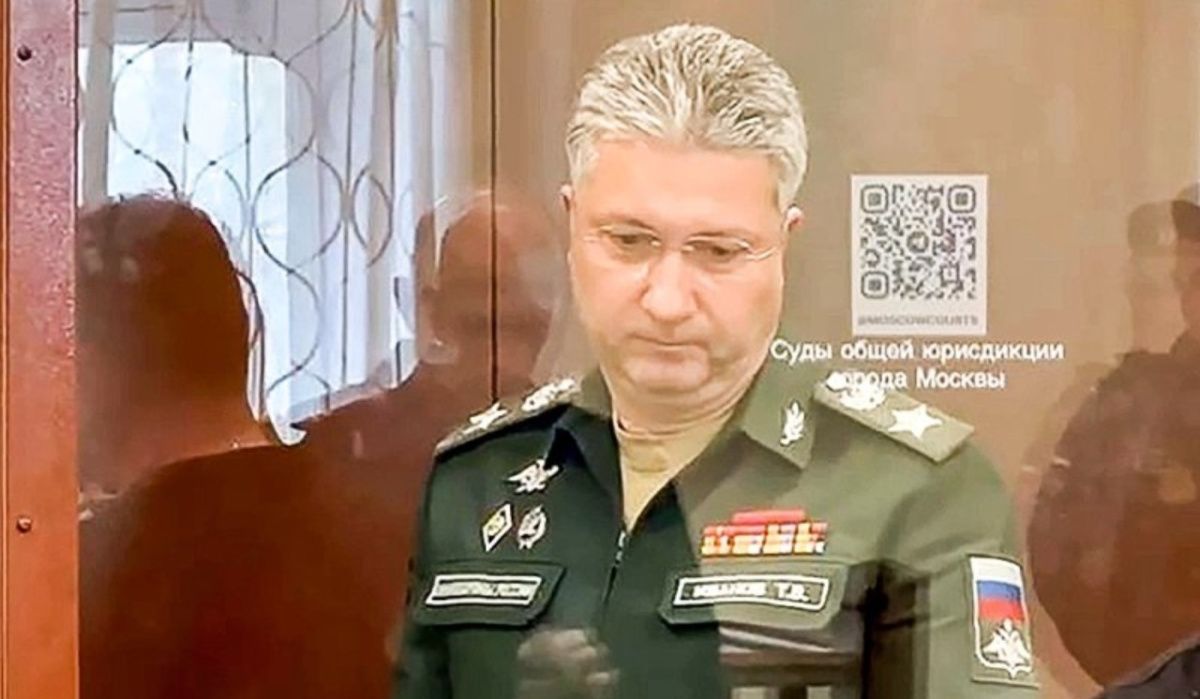У экс-замглавы Минобороны изъяли часы с гравировкой "Такой Тимур Иванов один"