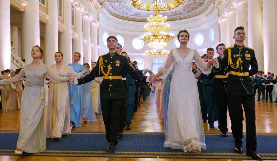 Петербург усиливает развитие системы кадетского образования