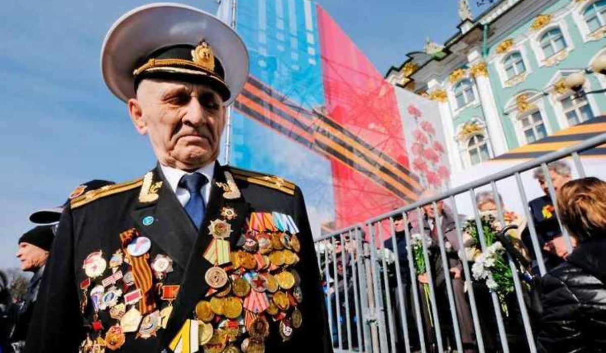 В Санкт-Петербурге ветераны и дети войны получат выплаты ко Дню Победы