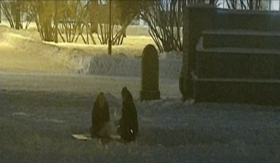 В Петербурге задержан мужчина за тушение Вечного огня