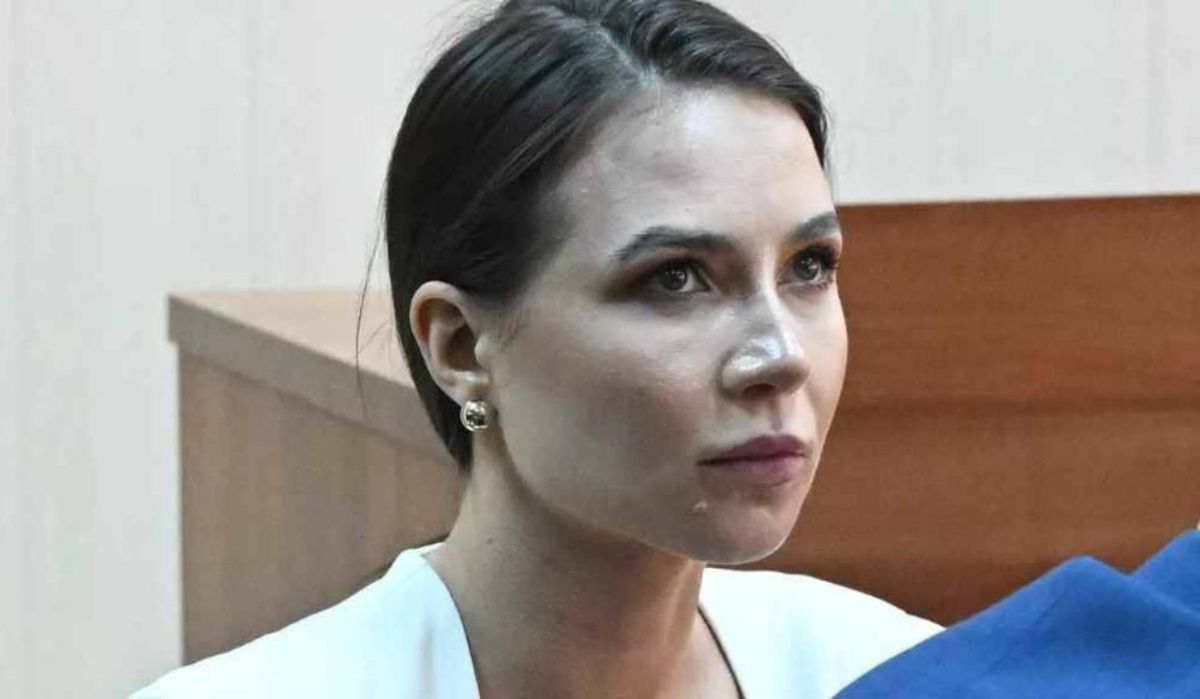 Лерчек высказалась о приостановке дела судом