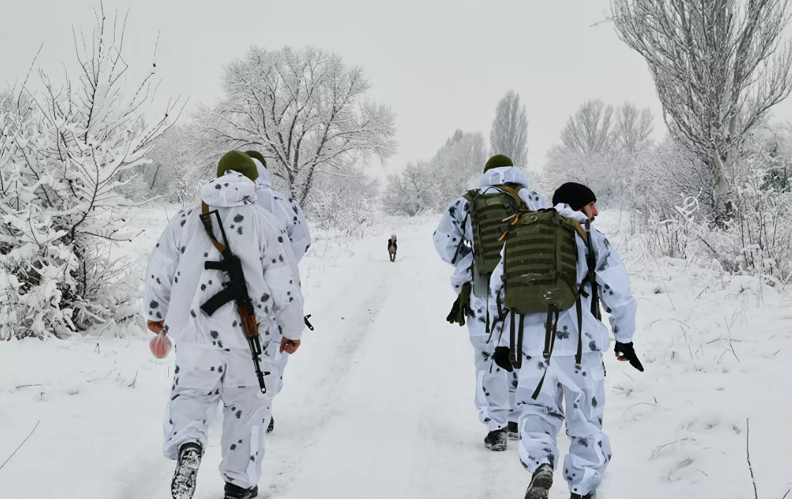 В Кремле заявили о подготовке Киева к наступательным действиям в Донбассе