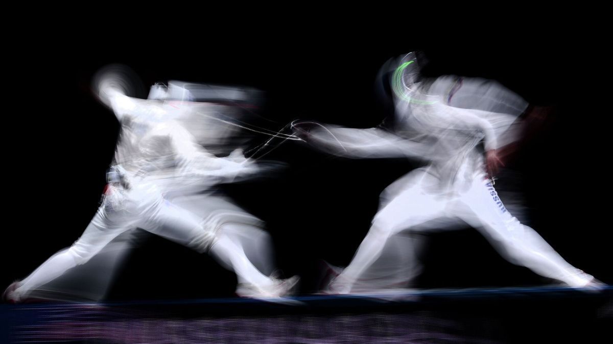 Российские юниоры в фехтовании снова смогут выступать с флагом и гимном