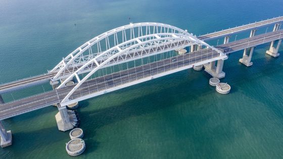 Белоусов: отражена атака на Крымский мост, спасены сотни жизней