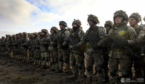 ЕС планирует обучить не менее 15 тыс украинских солдат