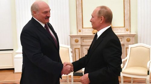 Лукашенко признался, что обсуждал с Путиным присутствие НАТО на Украине