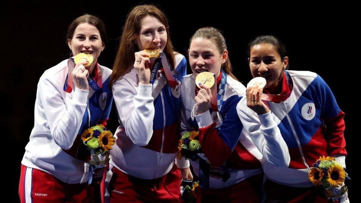 «Золотые рапиристки»: Дериглазова, Загидуллина, Мартьянова и Коробейникова доказали, что они лучшие в мире