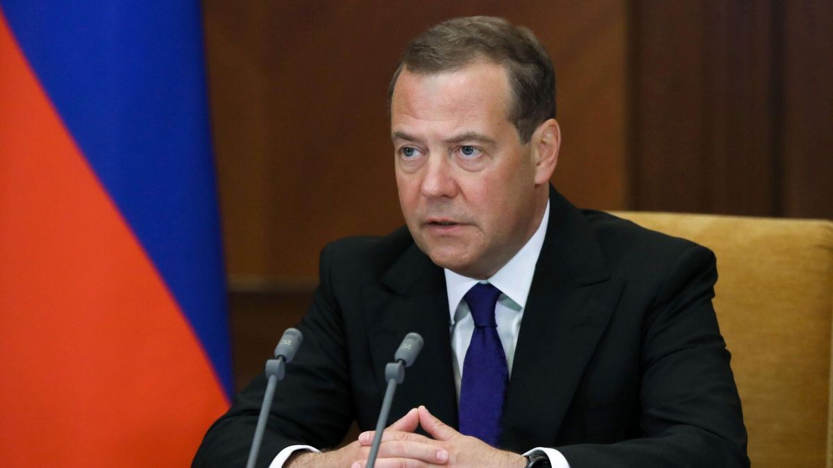 Медведев предрёк аннексию Западной Украины Польшей