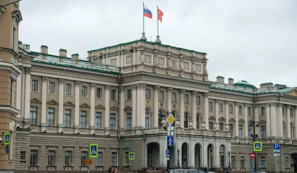 В Петербурге опекуны инвалидов с детства будут освобождены от транспортного налога