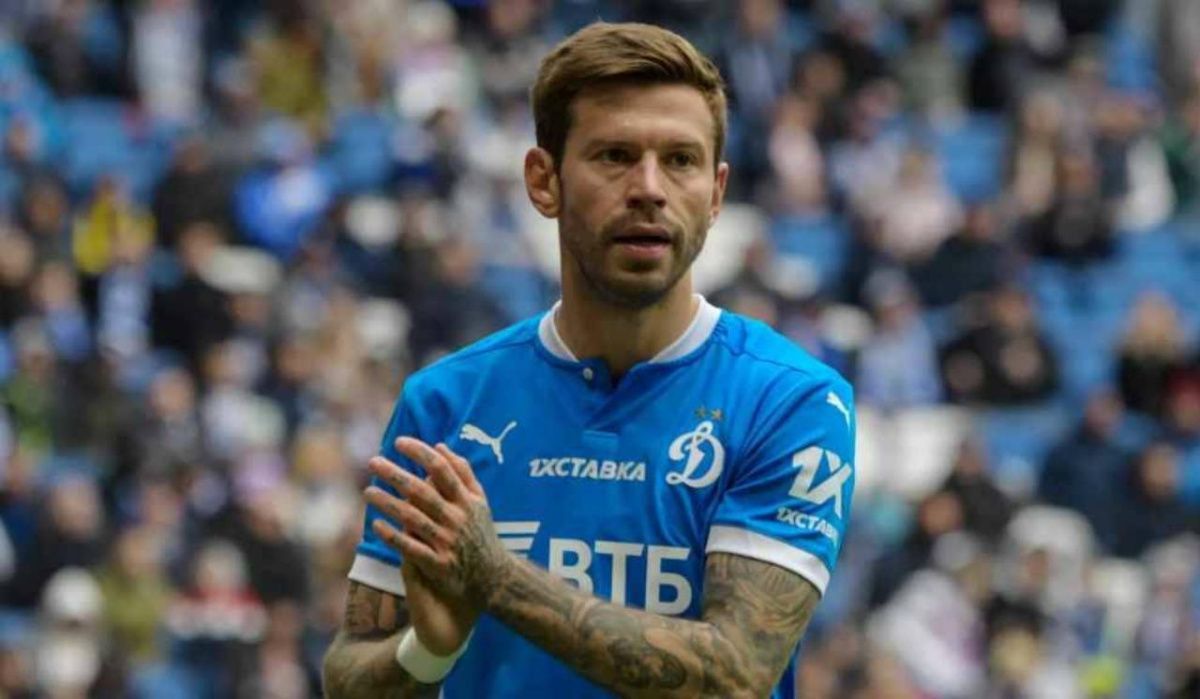 Суд отложил рассмотрение дела Смолова о драке в "Кофемании"